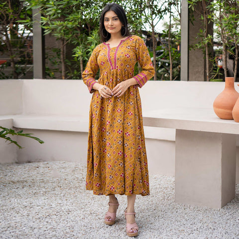 Buy Indian Kurti Set for Girls Online at Best Price - Mirraw Luxe