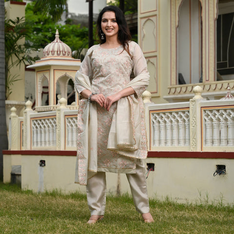 Chanderi Silk Peach Churidar Pant Dupatta Set for Women, Hand Wash at Rs  445/piece in Bengaluru