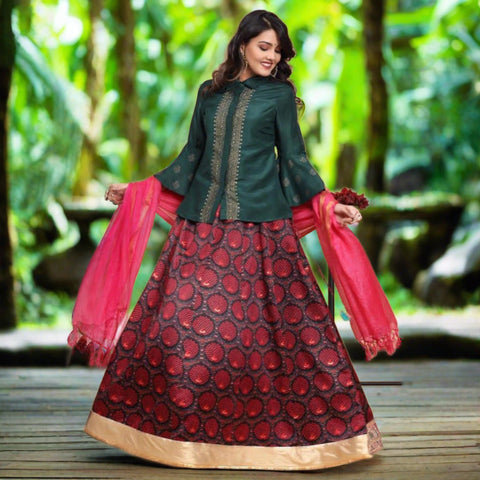 Buy Beige Chanderi Embroidery Thread Round Kurta Lehenga Set For Women by  Gaurav Katta Online at Aza Fashions.