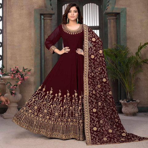 Designer Anarkali Salwar Suits at best price in Surat by Pavitraa Sarees |  ID: 8391838448