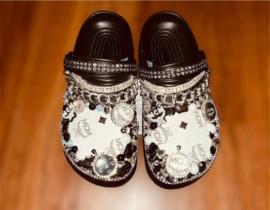 Hartford mom brings bling, style to the comfort of Crocs