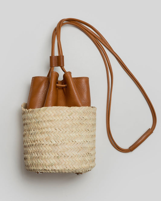 Hereu Galleda Small Basketweave Bucket Bag - Chestnut