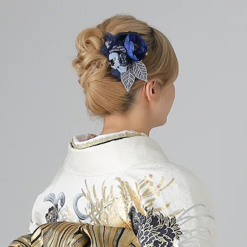 ミディアムヘアの髪型|ヘアメイク画像