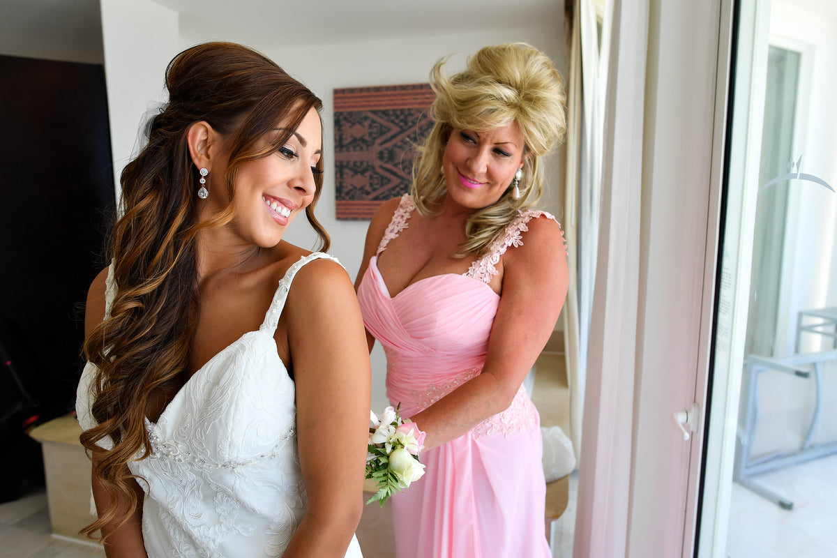 Getting Ready bride and mother moment