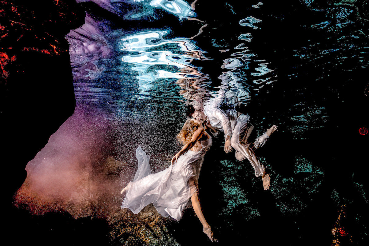 Underwater trash the dress