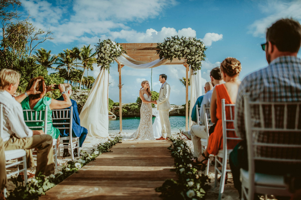 Wedding ceremony of Patxi and Myra at Hotel Xcaret Mexico