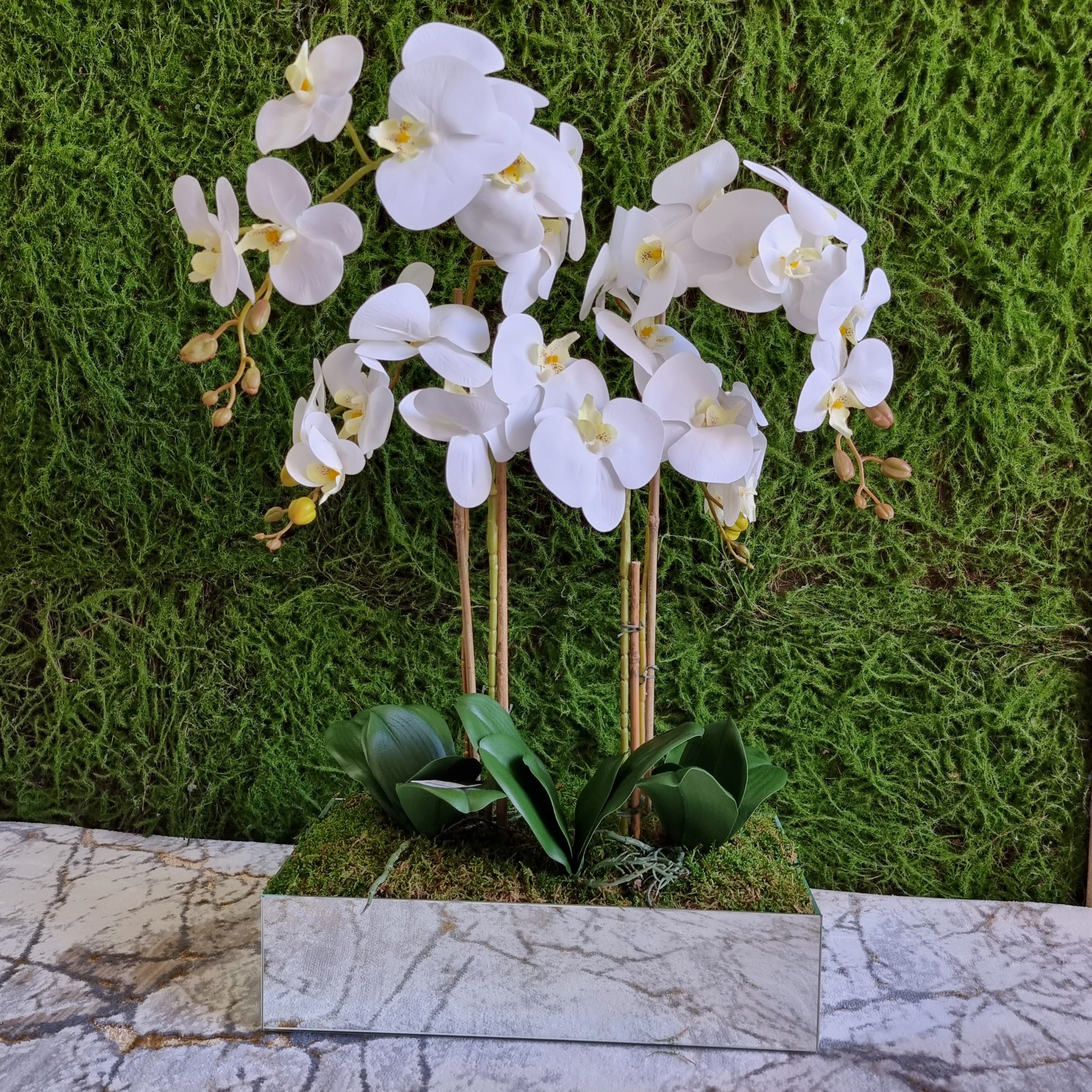 Vaso espelhado com orquídeas – DecorLar