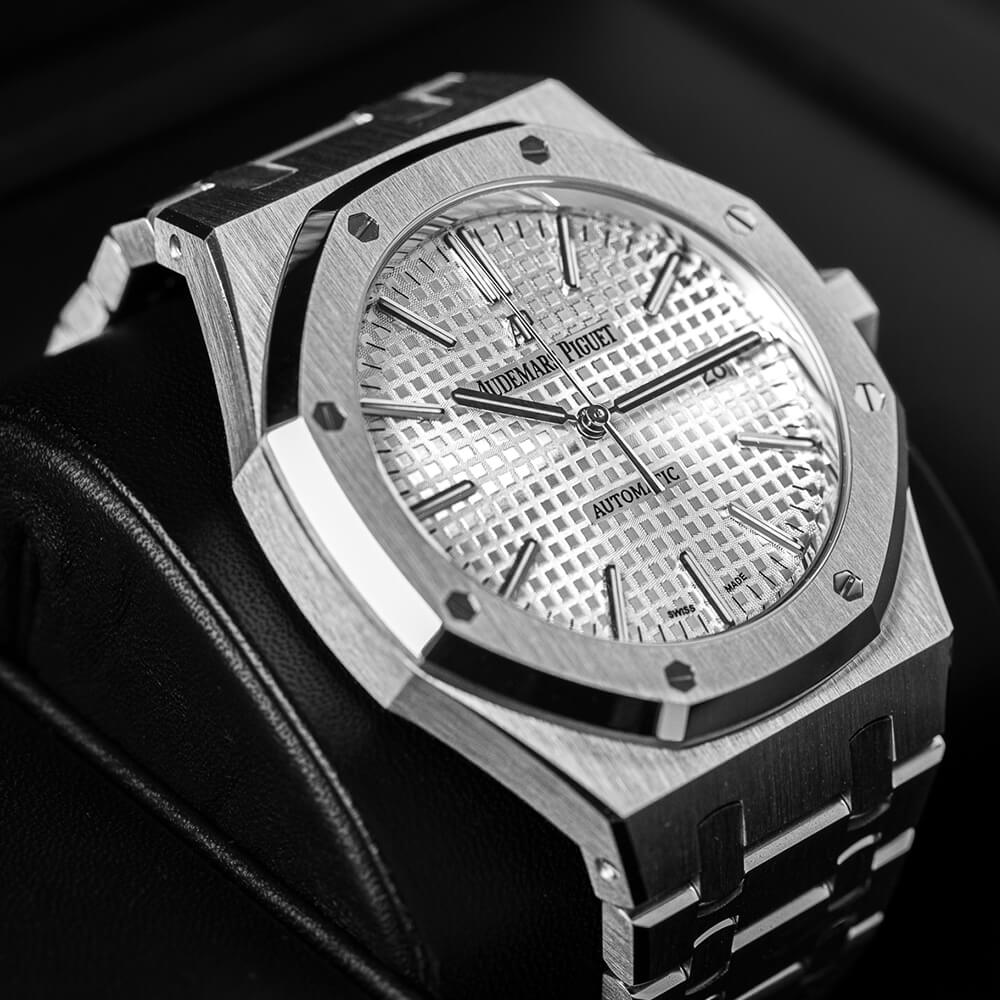 photo of an audemars piguet royal oak watch