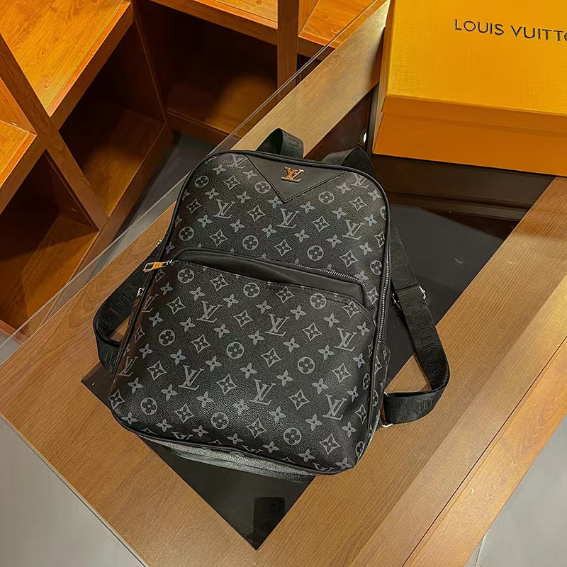 Louis Vuitton Backpack New trendy backpack for men and women Versatile simple large-capacity shoulde