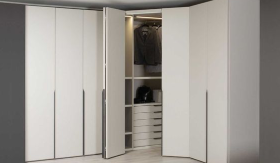 bifold_wardrobe