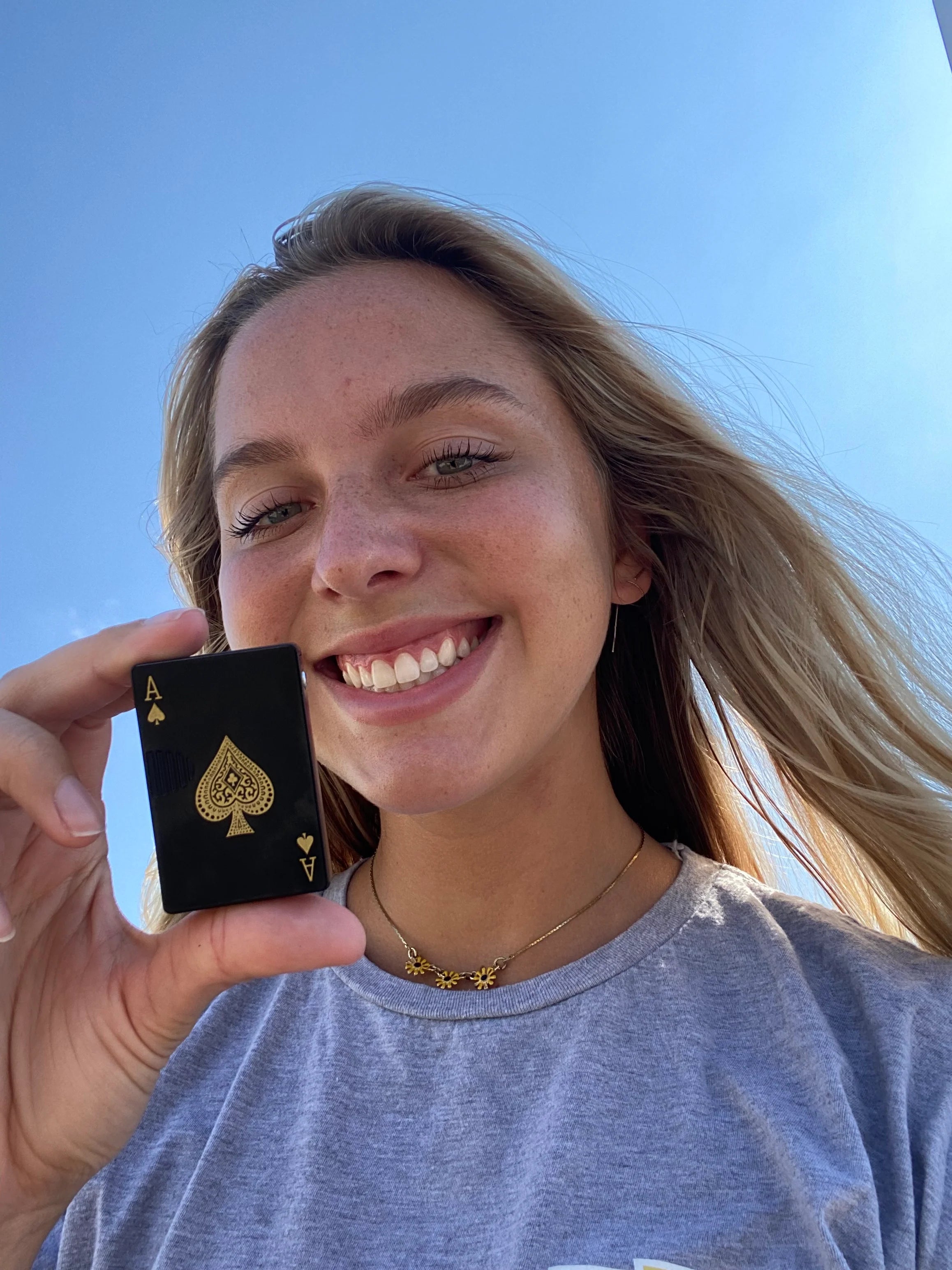 teta1.webp__PID:193f9ffc-ecd3-4c2e-a350-bf41011c65e9