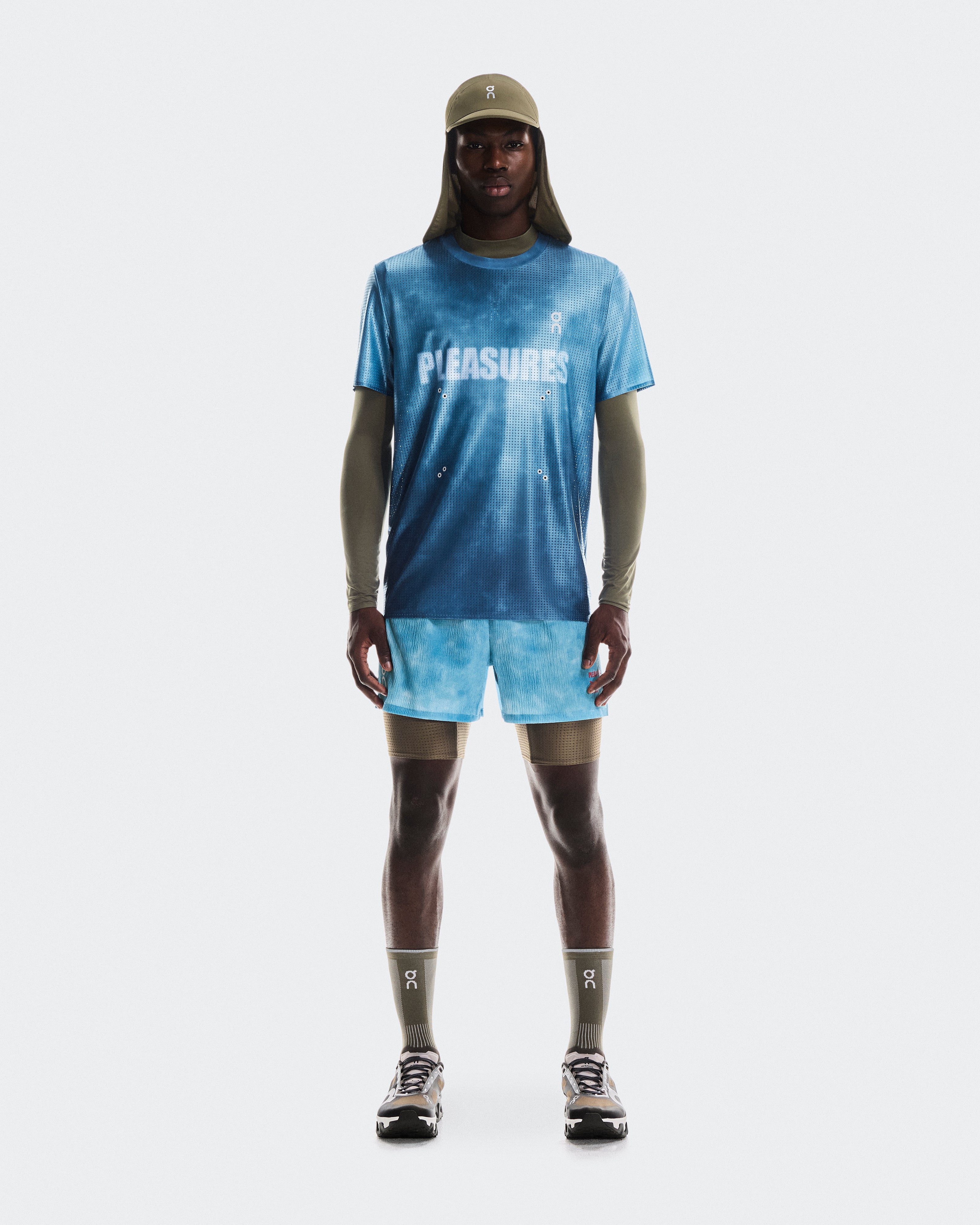 On Running ON X PLEASURES X THE LOOP SHORTS MENS BLIZZARD