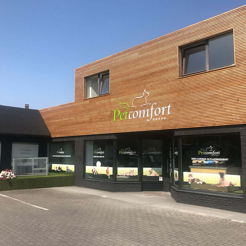 Façade du showroom Petcomfort