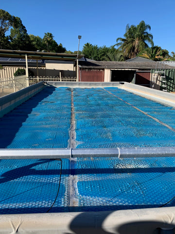 Example of severe roller burn on a pool cover