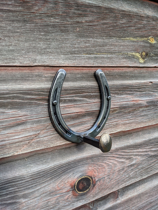 Horseshoe With Cross – BrandValleyIron