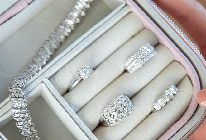 9 Tips for Storing Sterling Silver Jewelry So That It Stays Clean