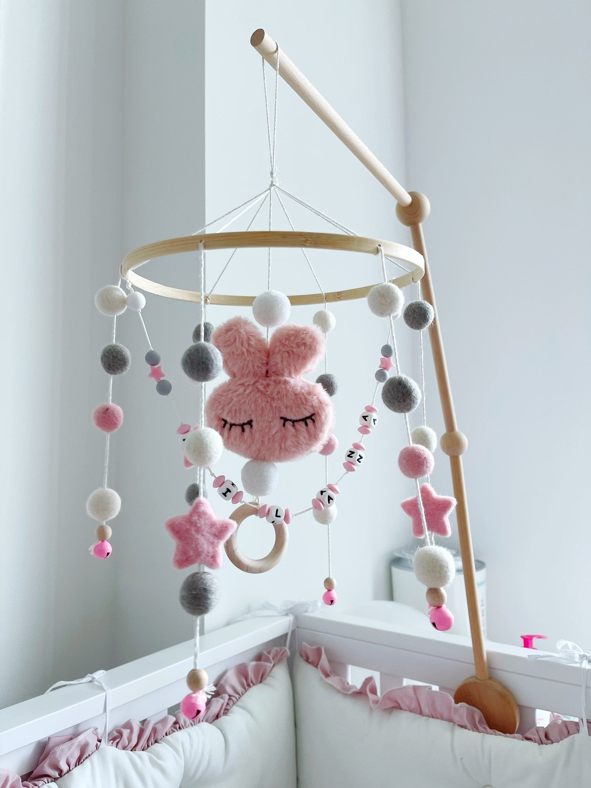 verontschuldiging Rommelig voor Personalized Baby Crib Mobile+Wood Hanger | Nursery Mobile With Name | –  babymiworld