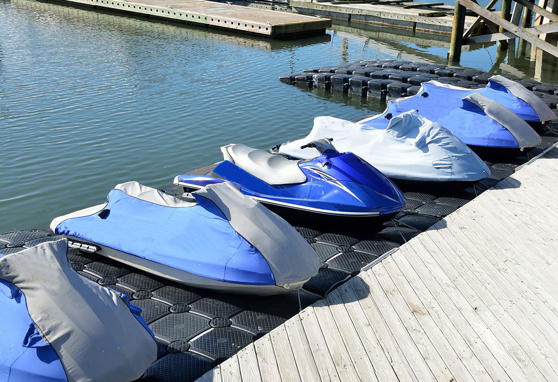 5 Jet skis with a jet ski cover lifestyle image