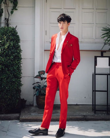 Red Suit Outfit Ideas