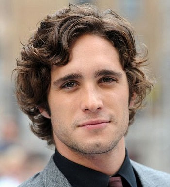 59 Popular Medium Length Hairstyles For Men To Try in 2024