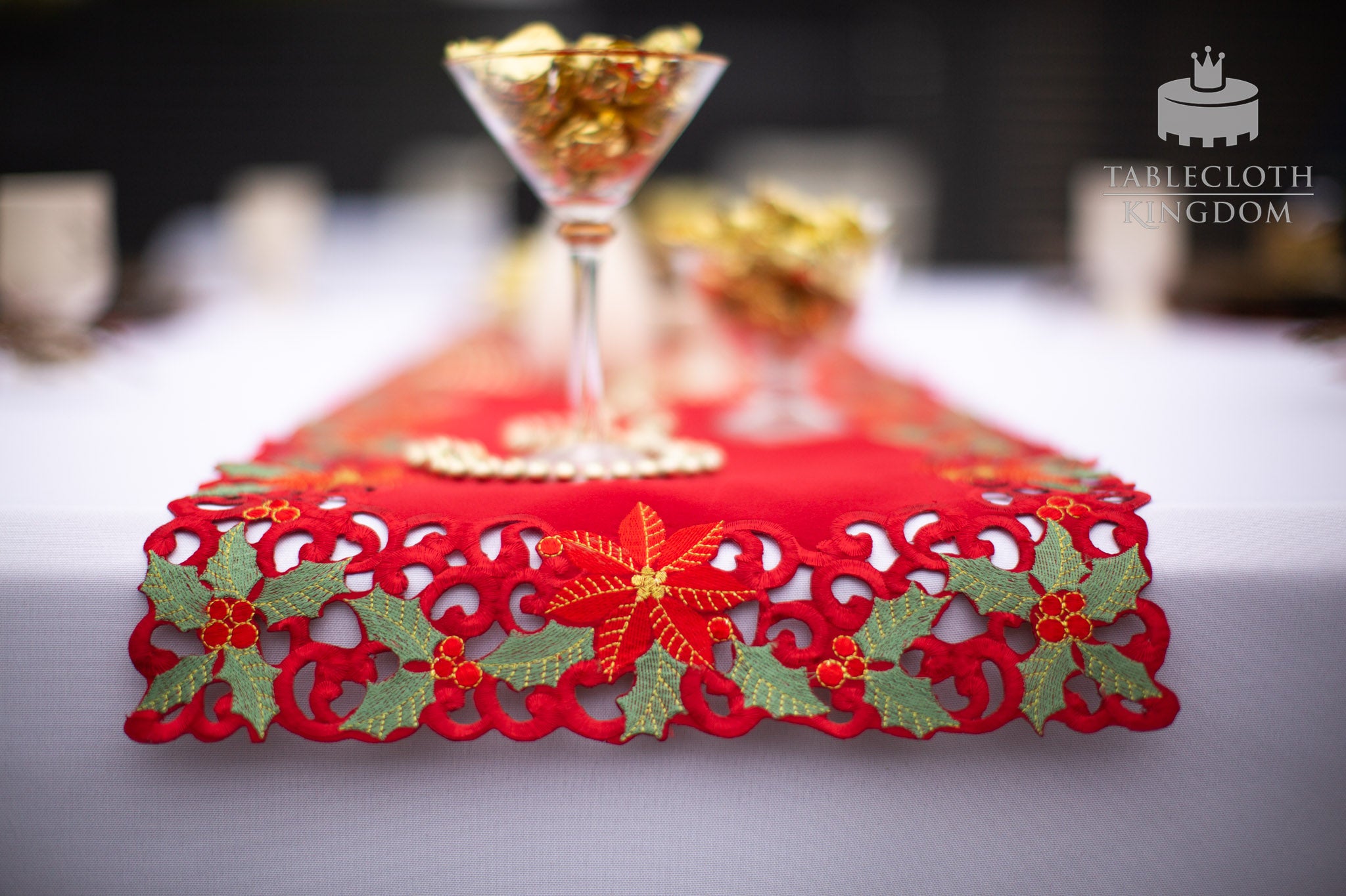 Deck The Halls! It’s a Christmas table settings!_4