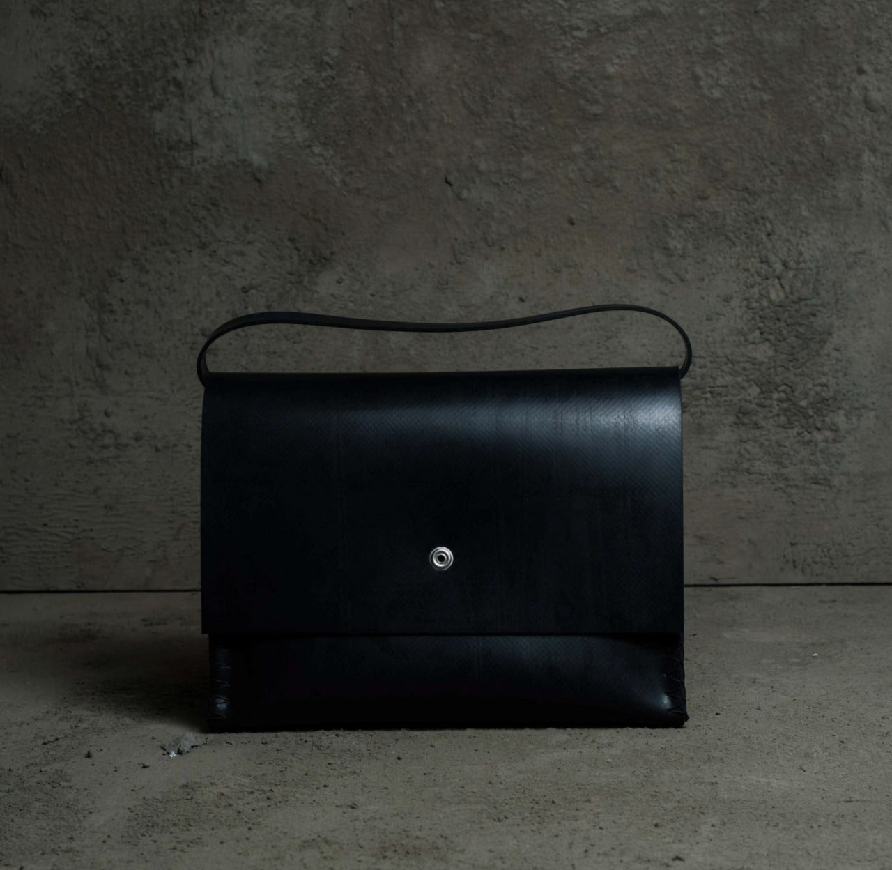 Chamar Studio and the leather bag that is more than a fashion