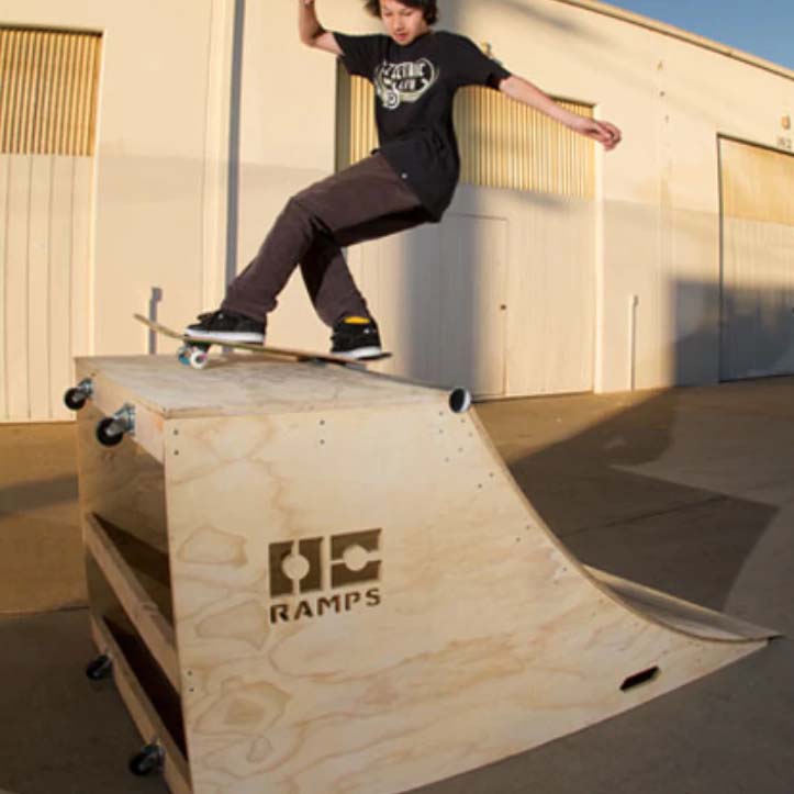 halsband stel voor Leeuw TWO) 3ft x 4ft Quarter Pipe Skateboard Ramps by OC Ramps –  OmahaSportsAndGamesCompany