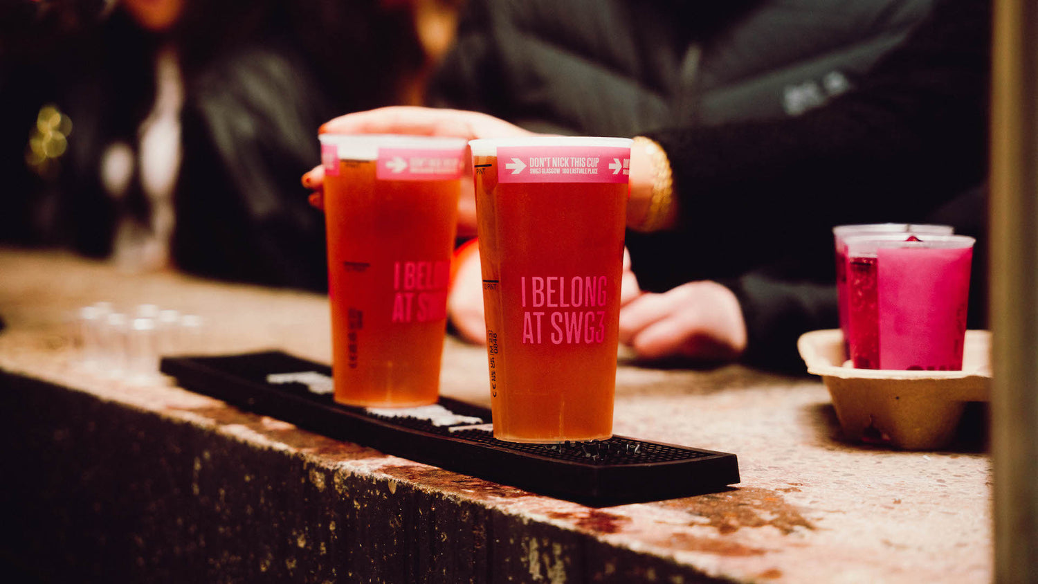 A pint cup with friends | Stack Cup