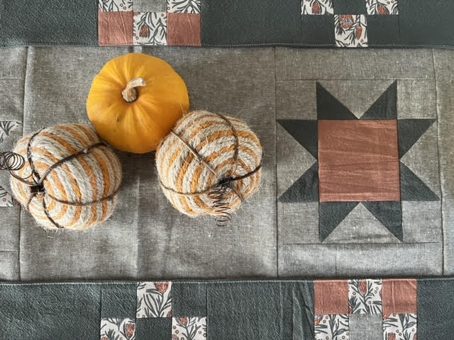 kate's pockets full of blessings table runner tablescape with pumpkins thanksgiving table decor