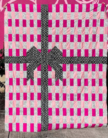 All Wrapped Up Quilt by Kelly R Kirkland from Kelly Renay for the 2023 Holiday Pattern Bundle