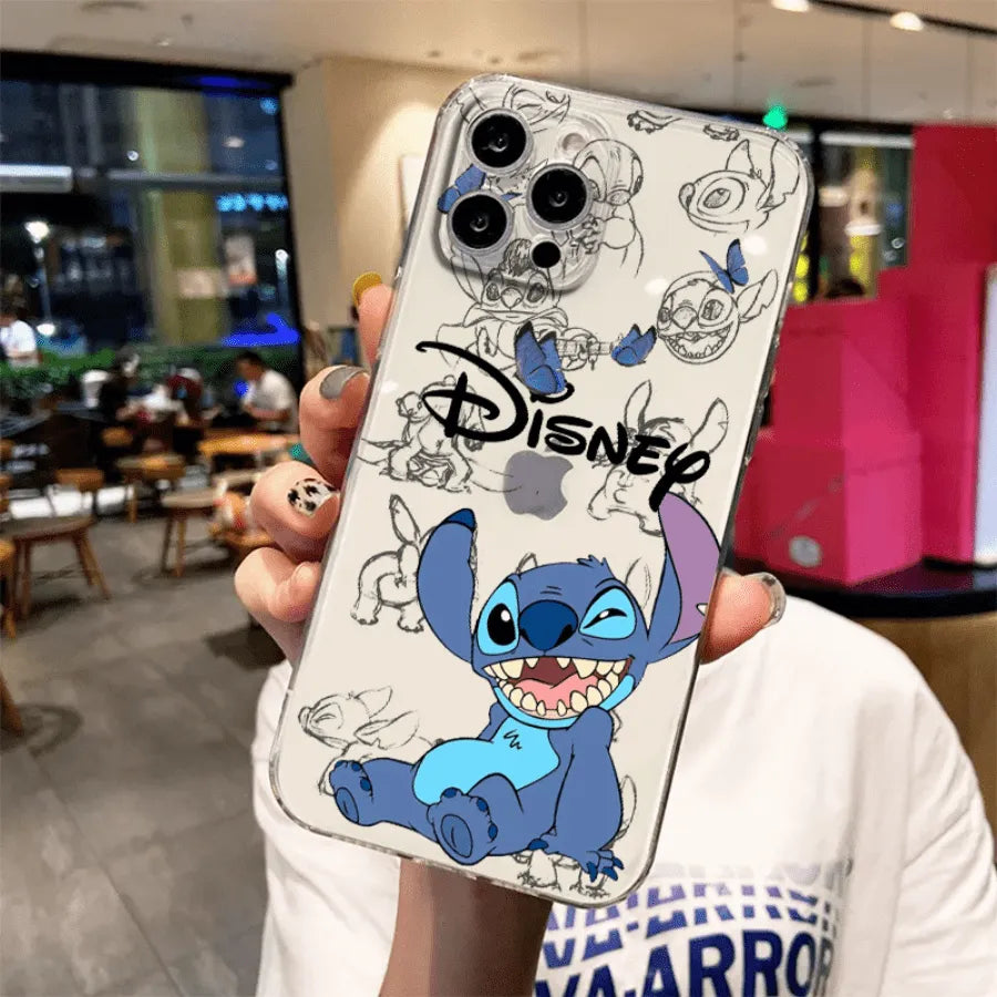 Capinha Love Stitch Disney para iPhone; Proteção de alta qualidade; Design amoroso para iPhone; Stitch abraçando seu dispositivo; Case translúcida de alta resistência; Amor e magia da Disney no seu iPhone; Estilo e proteção em um só produto; iPhone seguro com encanto Disney; Acessório encantador para fãs da Disney; Stitch expressando amor no iPhone; Capa resistente e estilosa; Magia Disney para seu dispositivo; Proteção e carinho em uma capa; Capinha Love para iPhone.