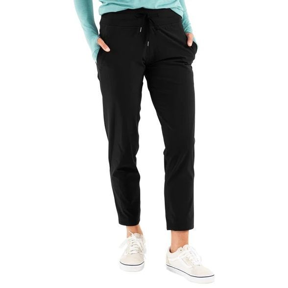 Free Fly Women's Latitude Short – Tailwaters Fly Fishing