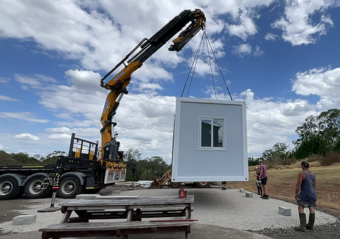crane unloading modular container house