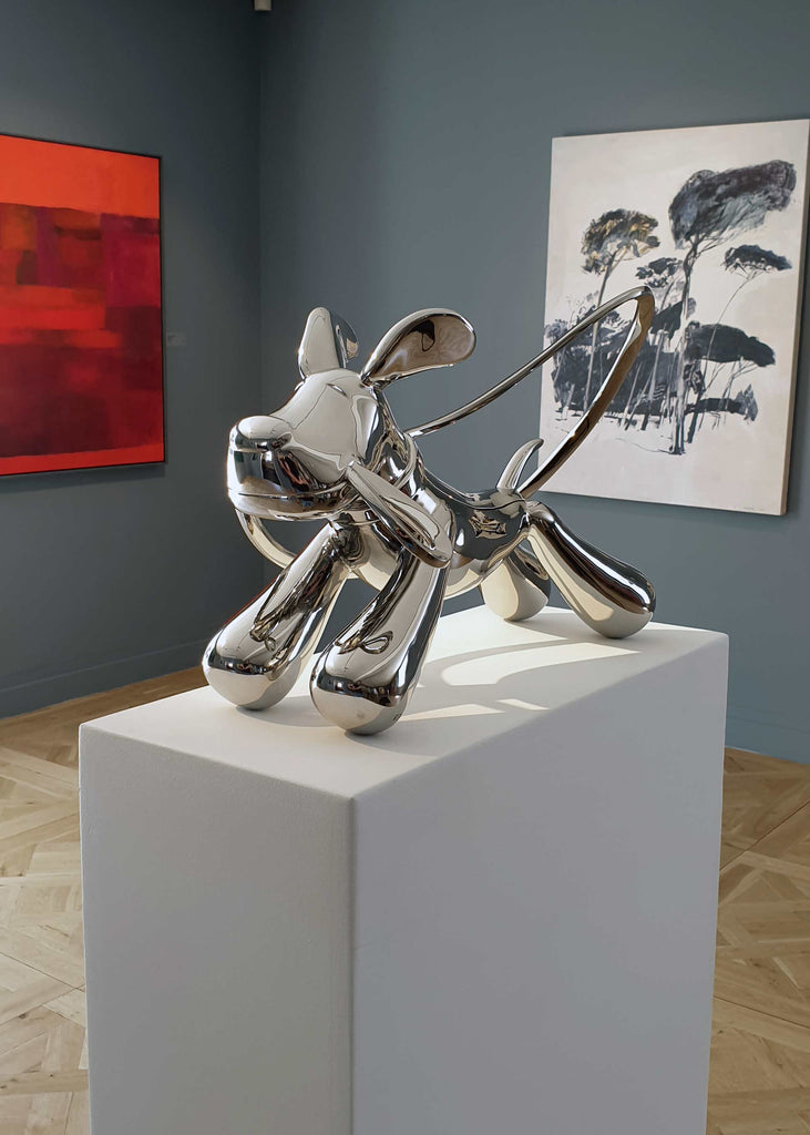 Taking the lead dog sculpture exhibition by Ferdi B Dick 01