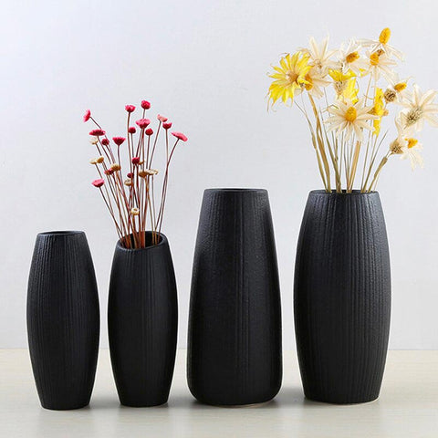 vases noirs