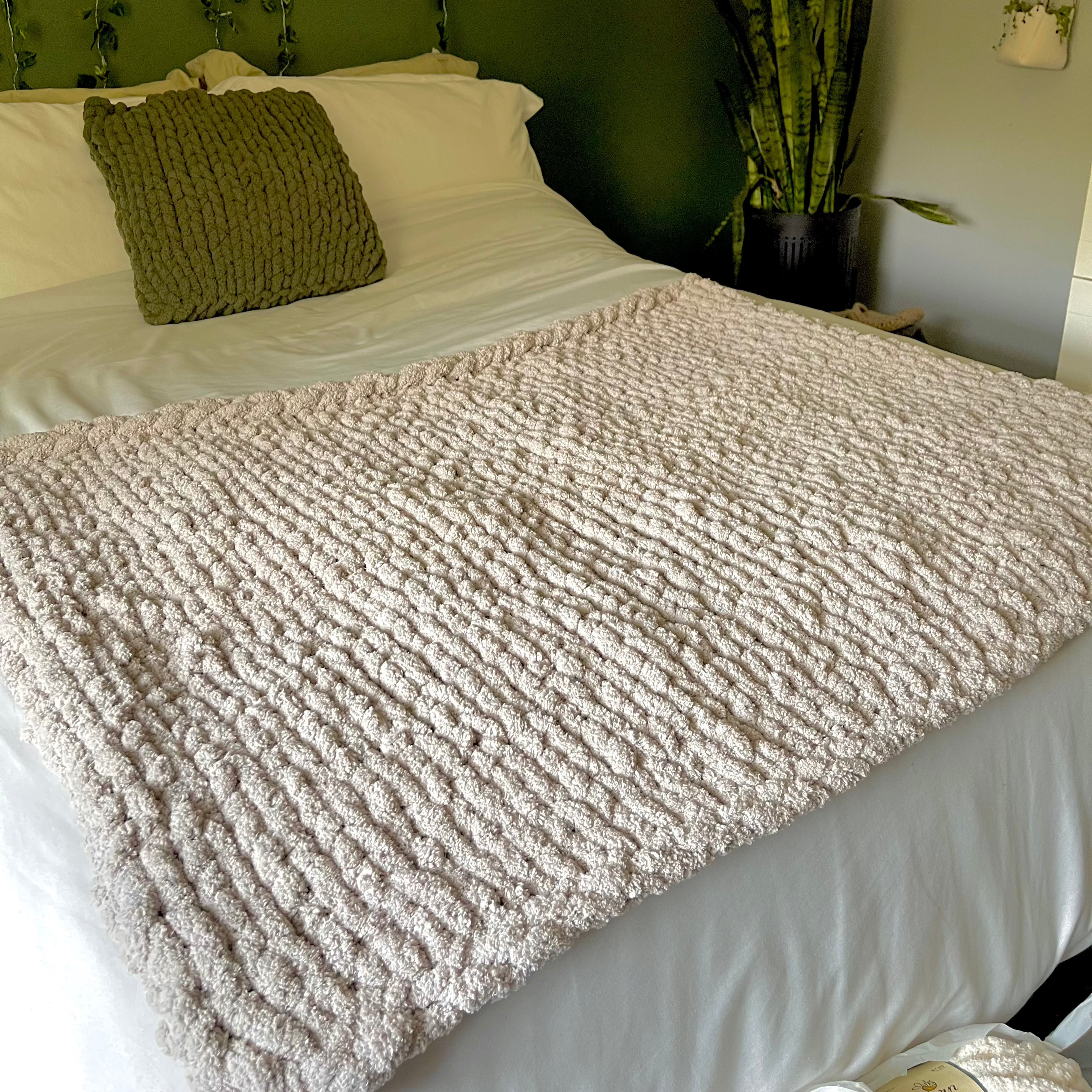 Chunky Knit Throw/Kid sized Blankets