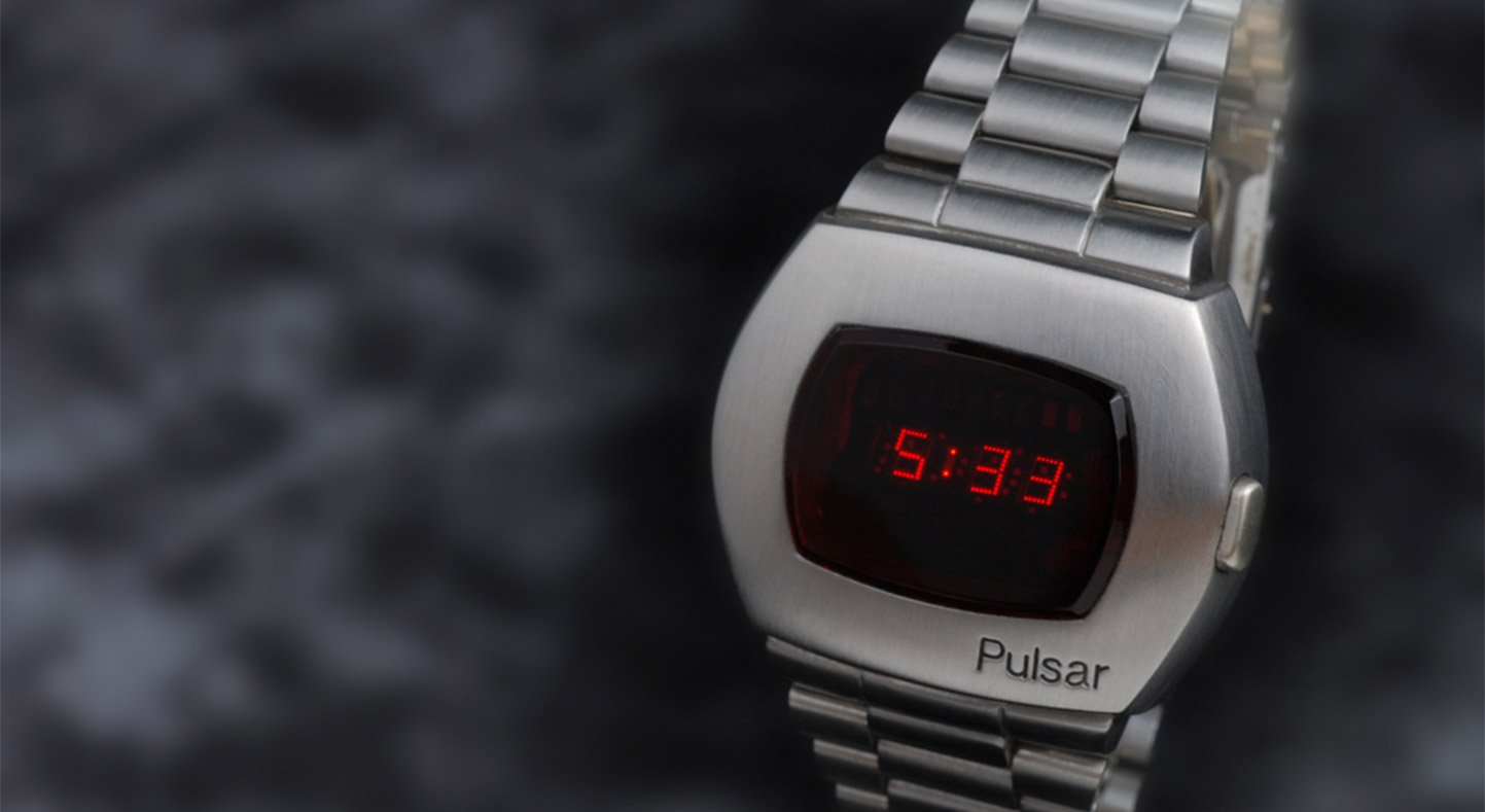 pulsar led watch history: the first smart watch