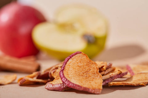 Apple and cinnamon dehydrated fruit