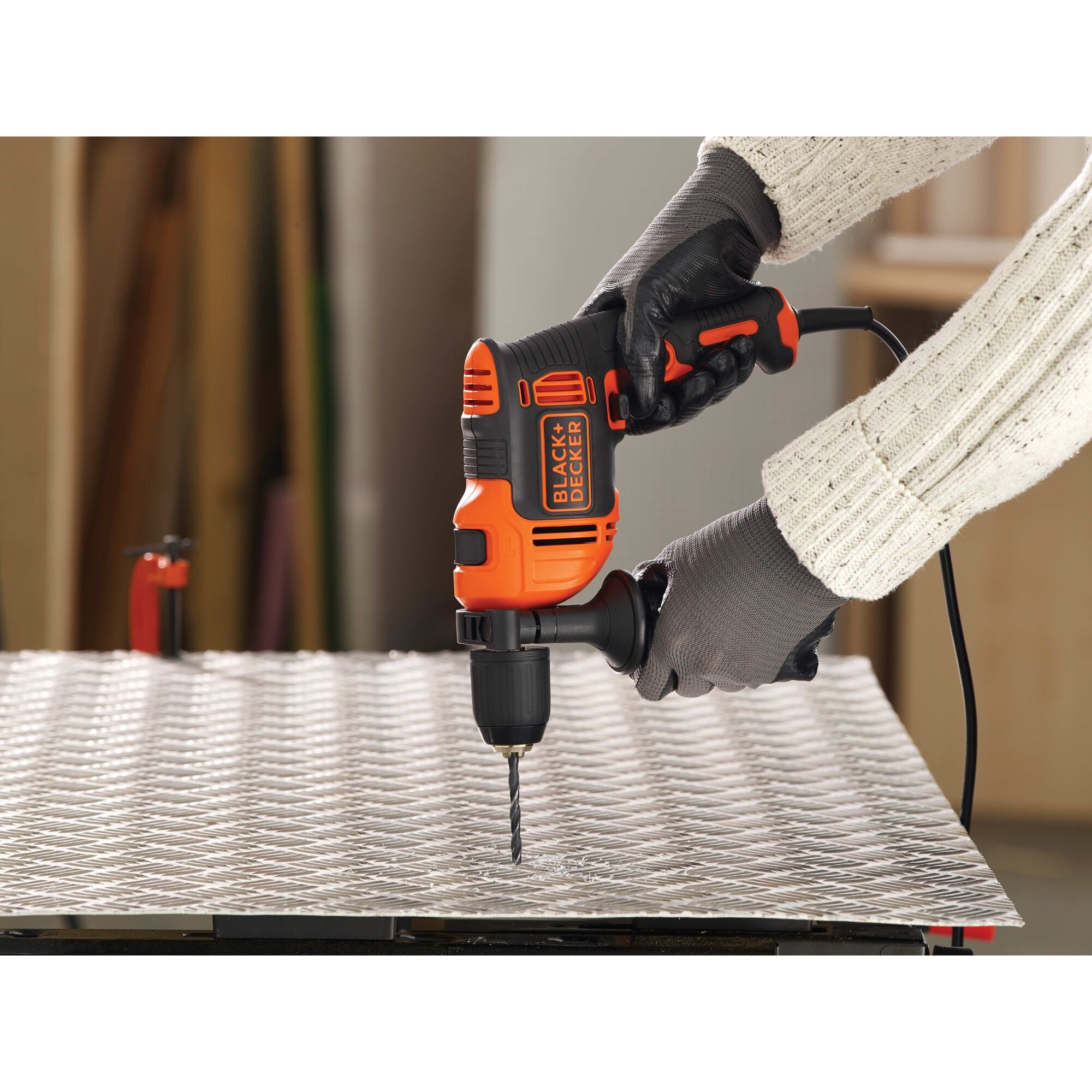 Black & Decker Behd201 6.5 Amp 1/2 in. Hammer Drill