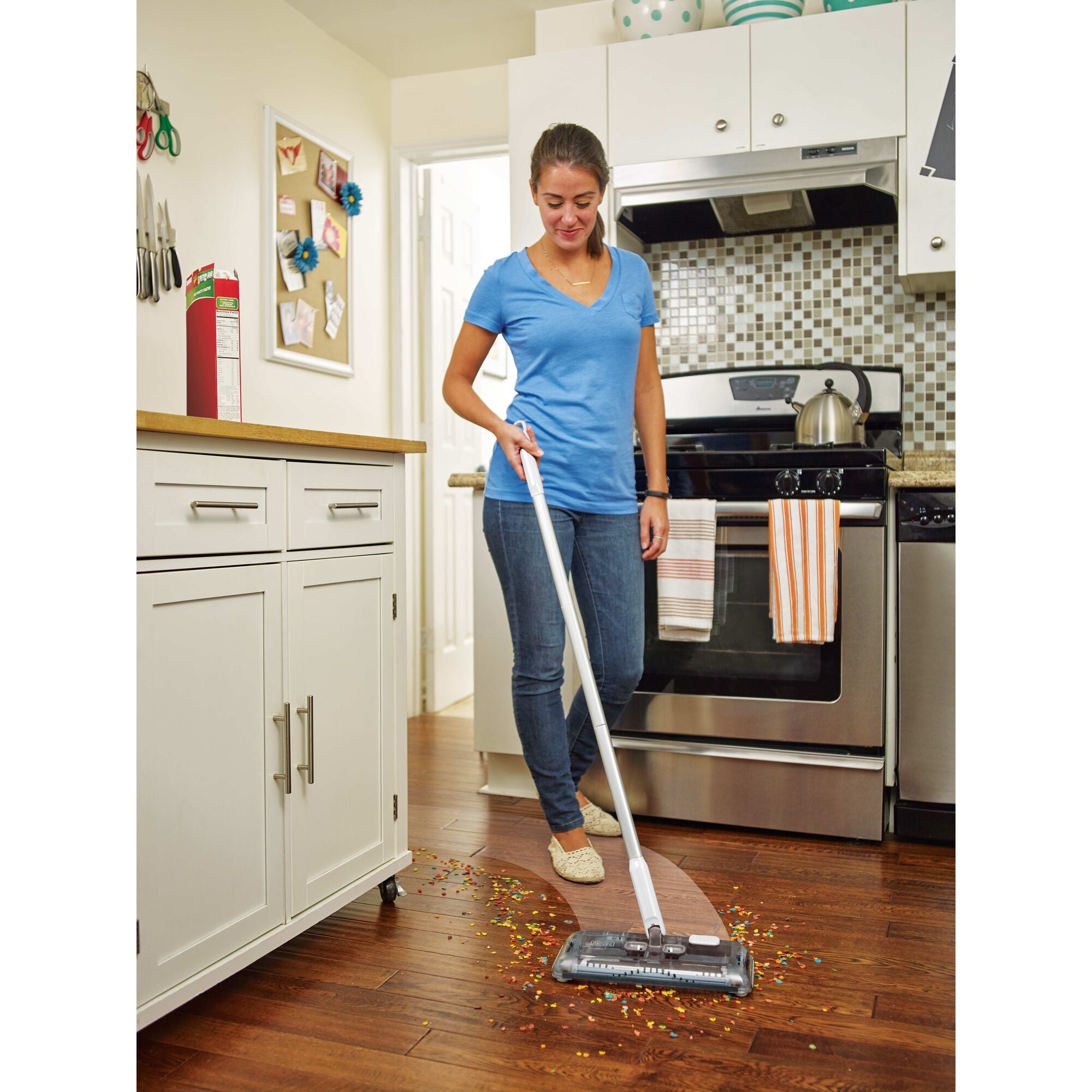 BLACK + DECKER Cordless Rechargeable Multi-Surface Floor Sweeper