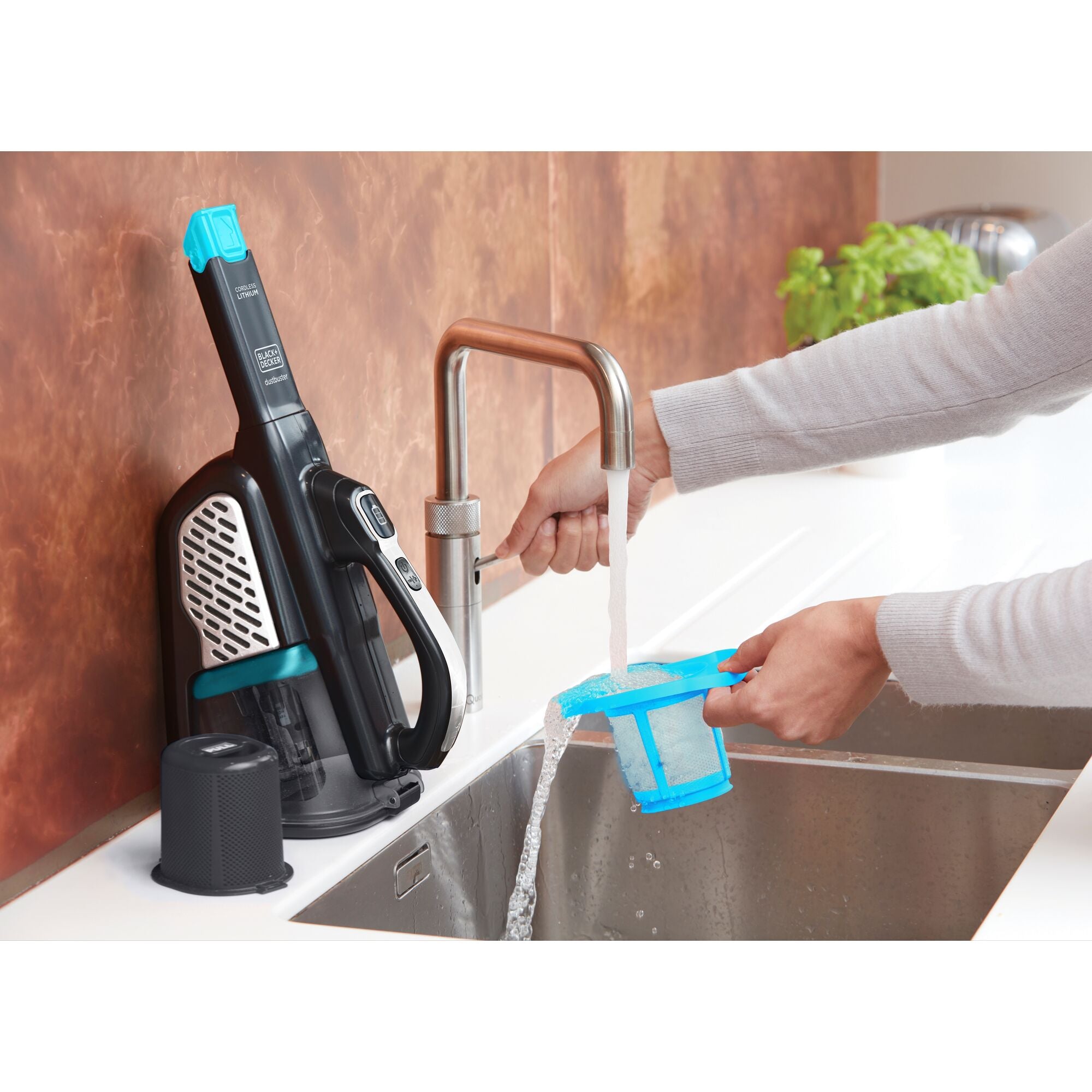 BLACK+DECKER Cordless Lithium Hand Vacuum Review