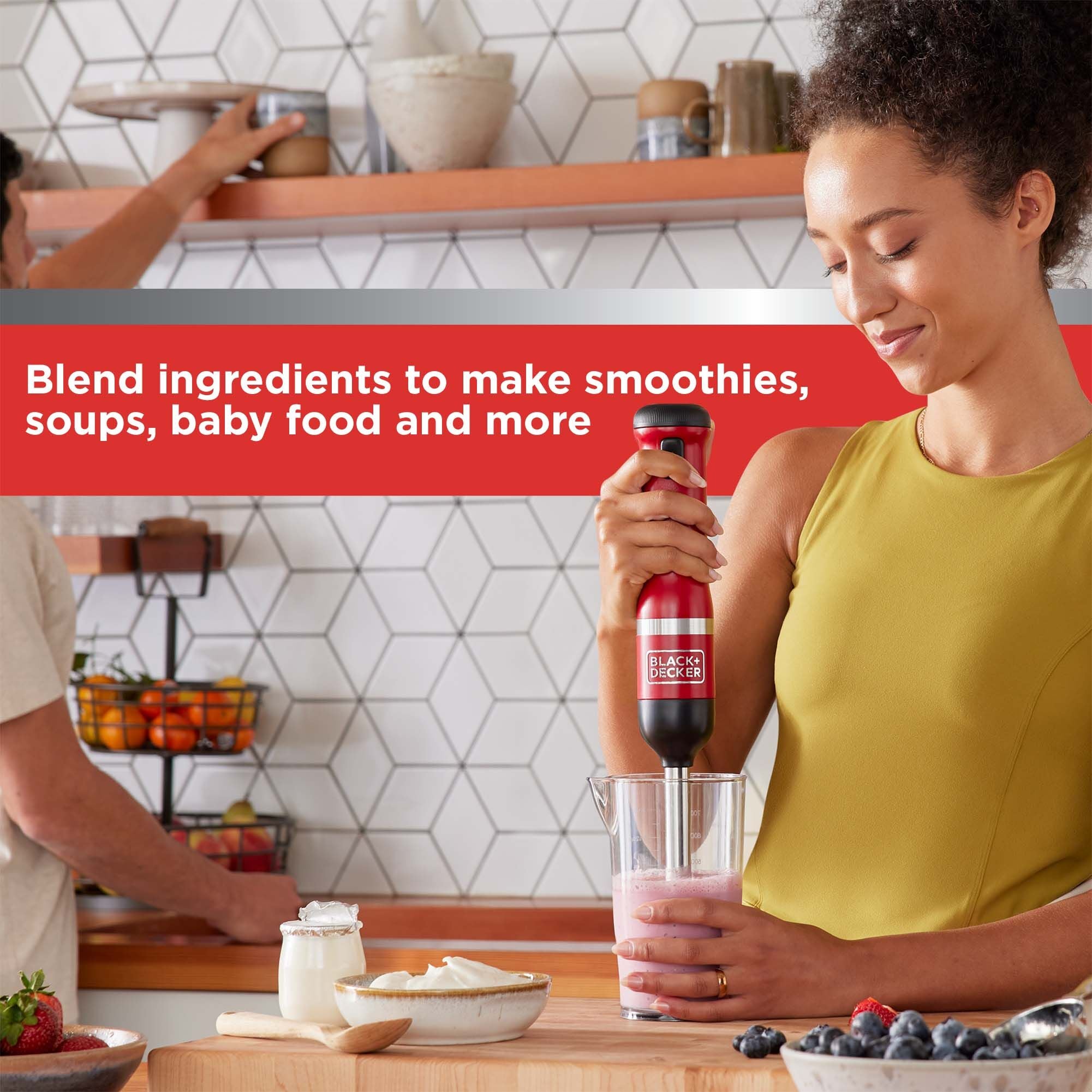 Components included in the BLACK+DECKER kitchen wand Red Immersion Blender Kit