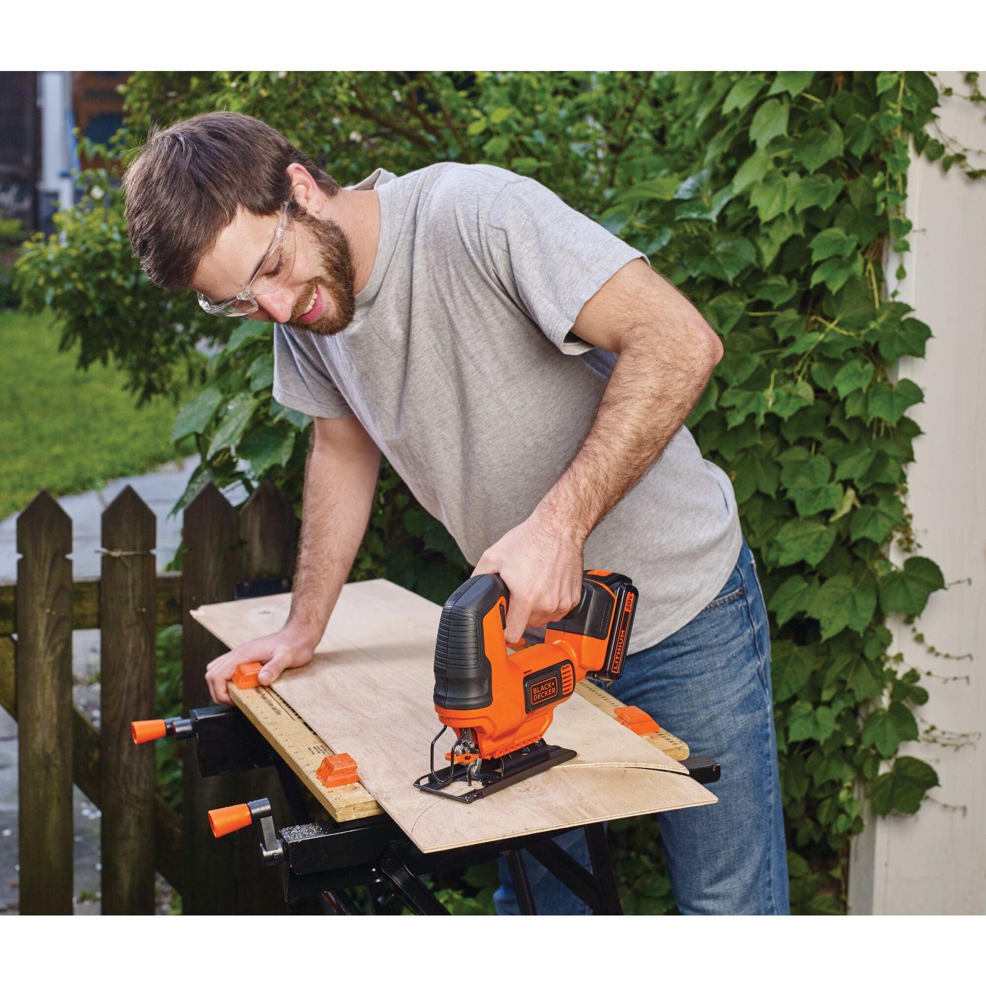 BLACK+DECKER 18V Cordless Jigsaw with Blades (BDCJS18C13-GB