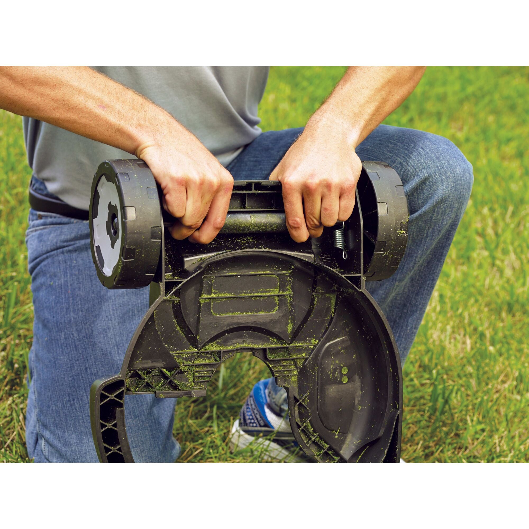 3 in 1  Compact mower removable deck.