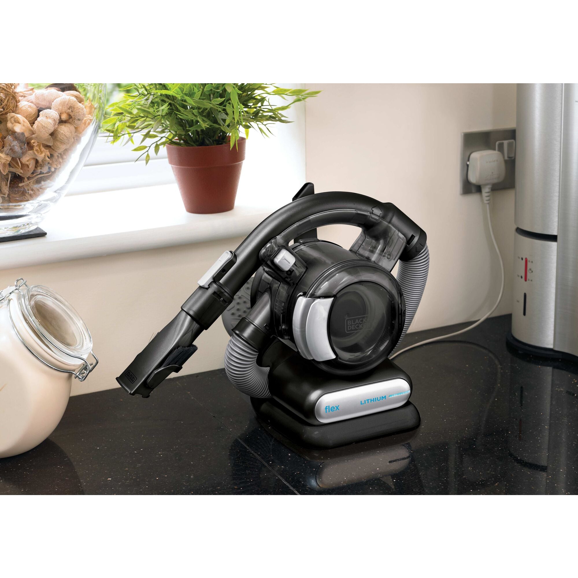 Black+decker 20V Max Lithium Flex Vacuum - Black BDH2020FL