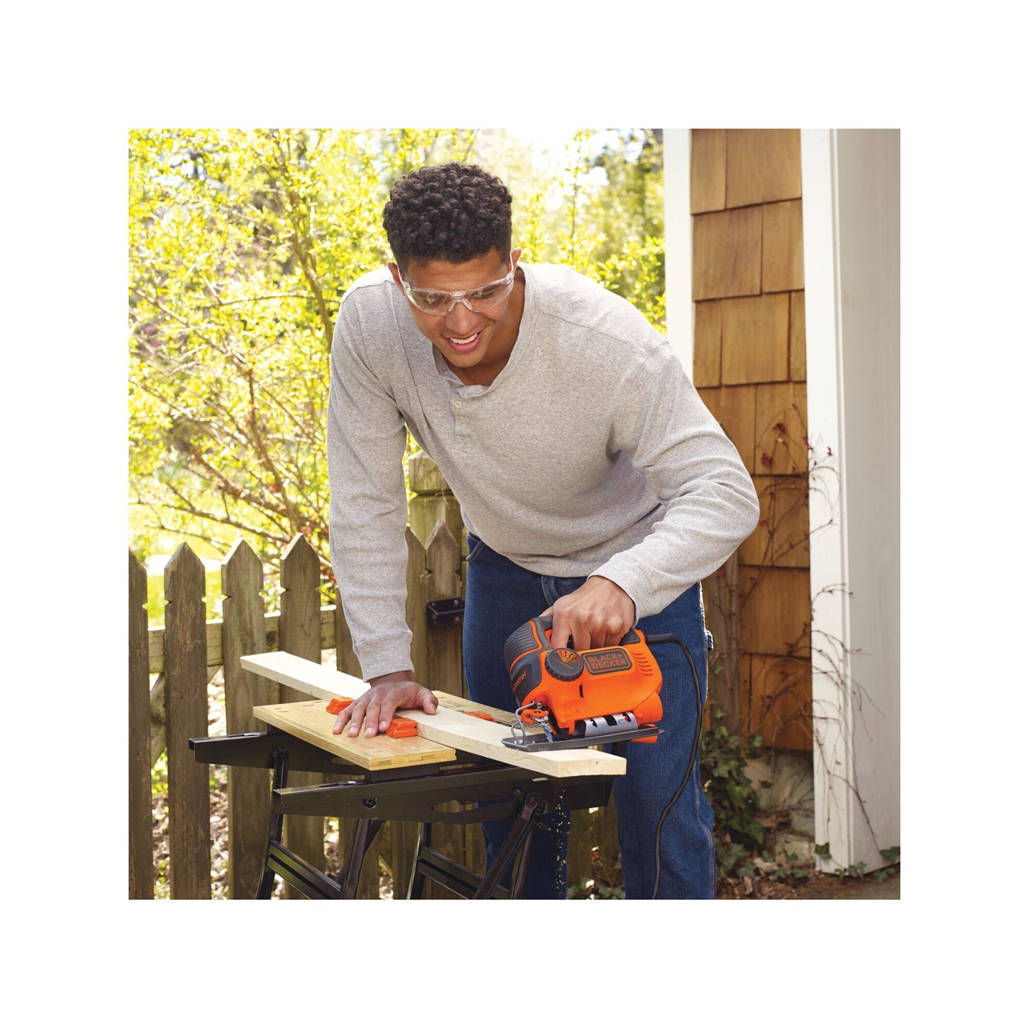 Black & Decker BDELS600C Curve Control 5 Amp Jig Saw, Shock Orange/Black