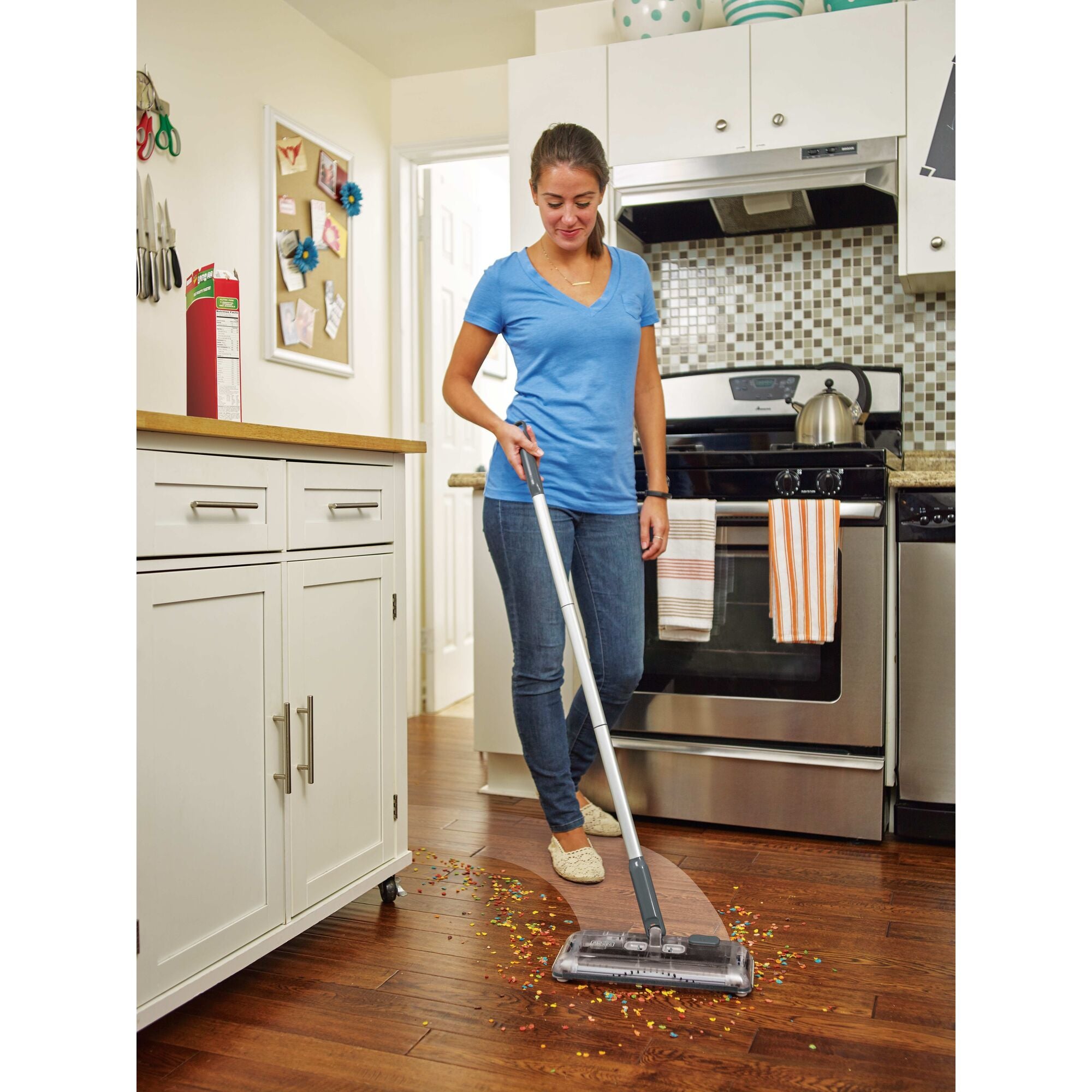  BLACK+DECKER Floor Sweeper, cordless, Gray (HFS215J01)