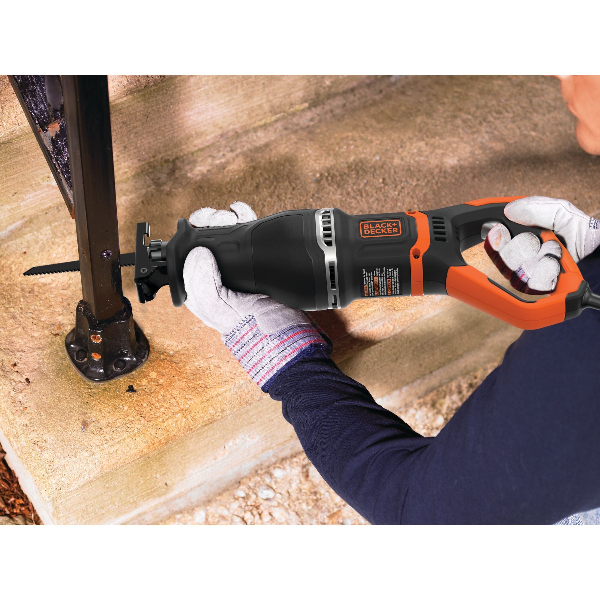 750W Corded Reciprocating Saw with Branch Holder and 2x Blades in Kit Box