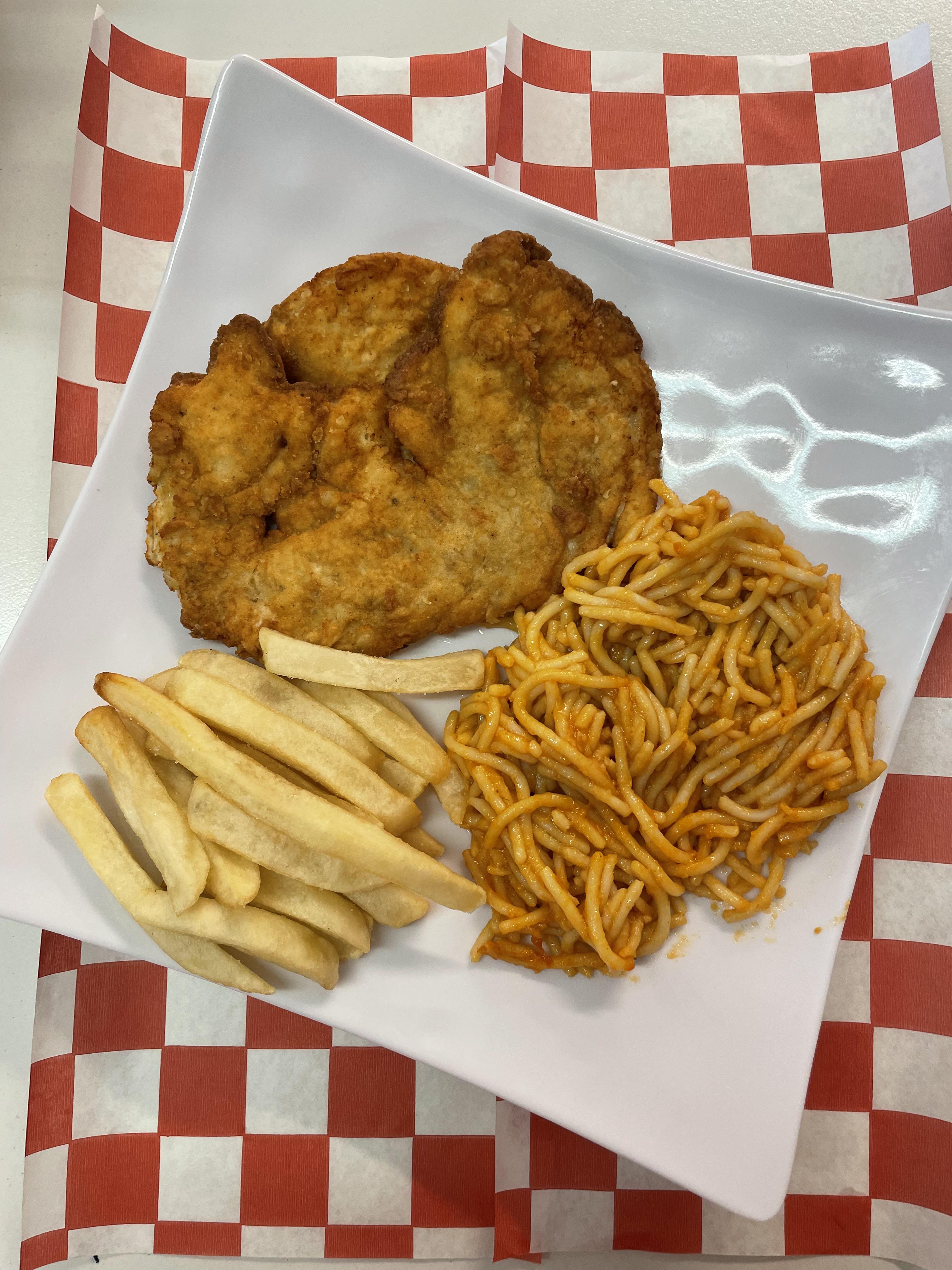 Milanesa de pollo con spaguetti y papas - Comida - Este artículo está –  elrincondejeanne