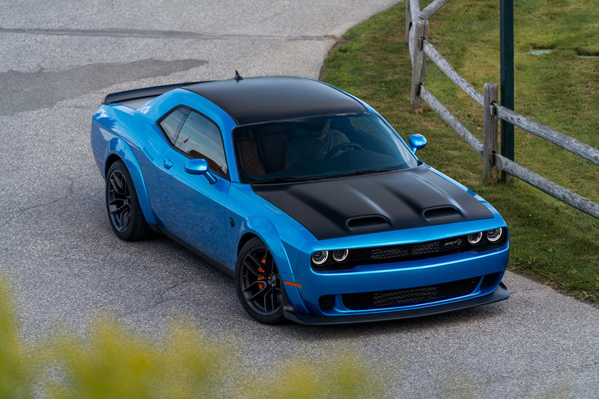 challenger hellcat 2022 blue